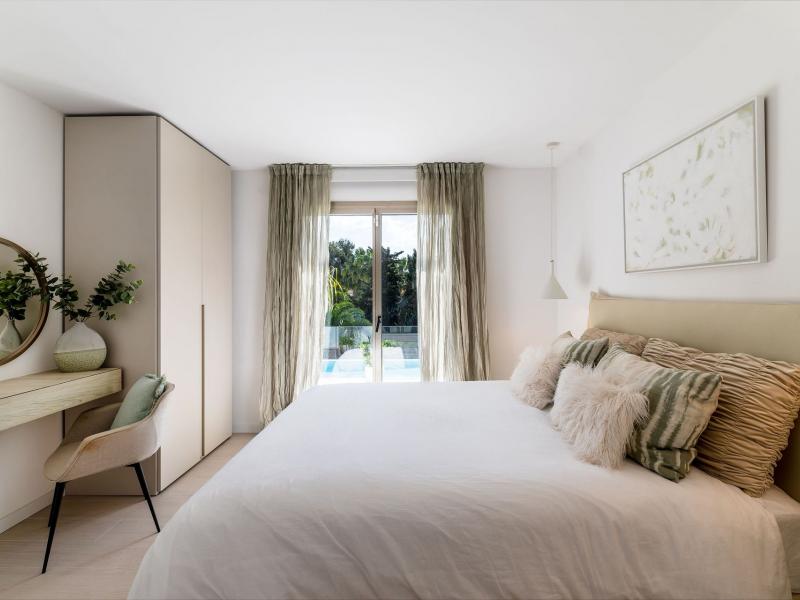 Villa for sale in Mallorca - Camp de Mar , Andratx , Illes Balears 
