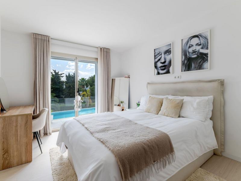 Villa for sale in Mallorca - Camp de Mar , Andratx , Illes Balears 