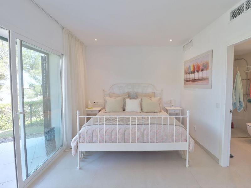 Ground Floor Apartment for sale in Cala Vinyes Mallorca , Cala Vinyas 