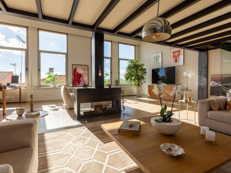 Stunning Two-Bedroom Designer Loft With Panoramic Light, Sea Views & Roof Terrace - Gènova , Genova , Illes Balears 