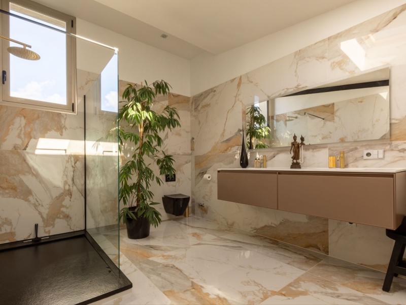 Stunning Two-Bedroom Designer Loft With Panoramic Light, Sea Views & Roof Terrace - Gènova , Genova , Illes Balears 
