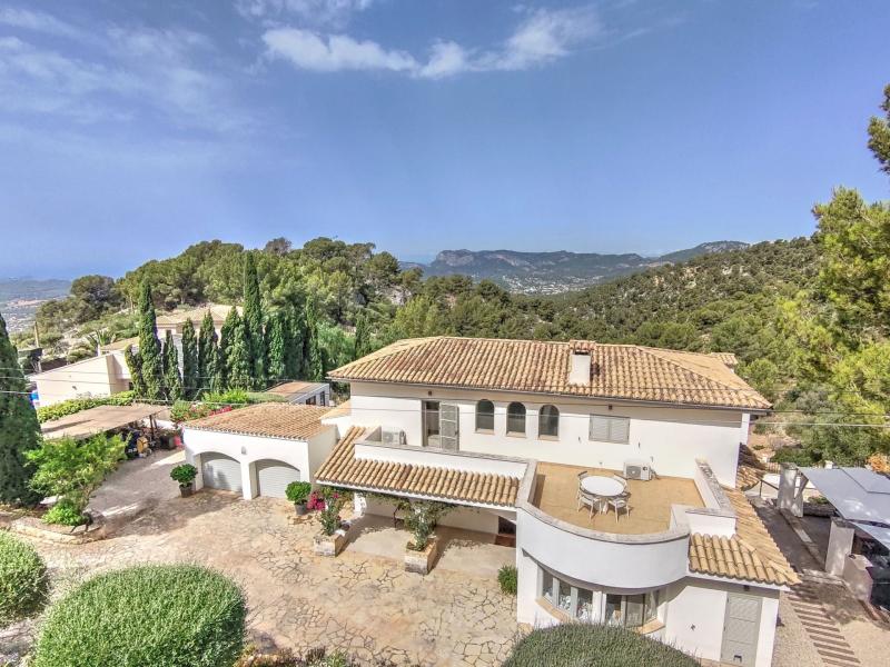 Private Villa for Sale in the Protected Area of Son Font - Mallorca , Andratx , Illes Balears 
