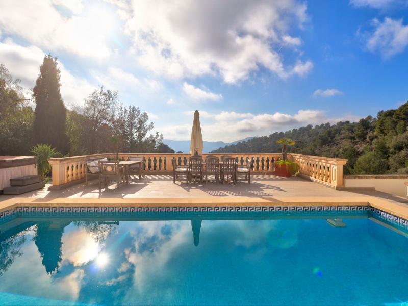 Private Villa for Sale in the Protected Area of Son Font - Mallorca , Andratx , Illes Balears 