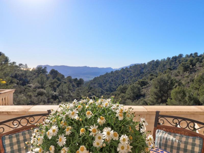 Private Villa for Sale in the Protected Area of Son Font - Mallorca , Andratx , Illes Balears 