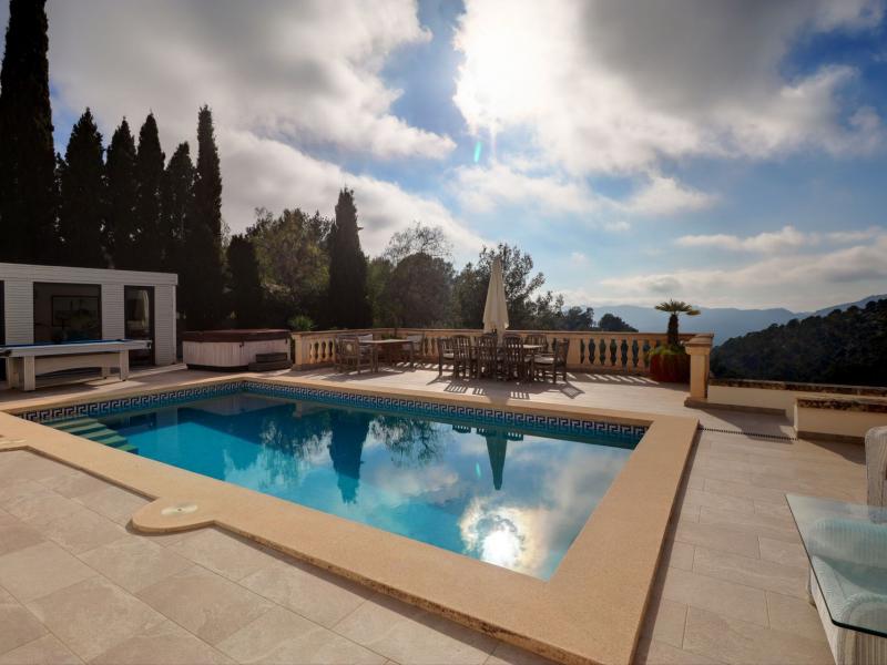 Private Villa for Sale in the Protected Area of Son Font - Mallorca , Andratx , Illes Balears 