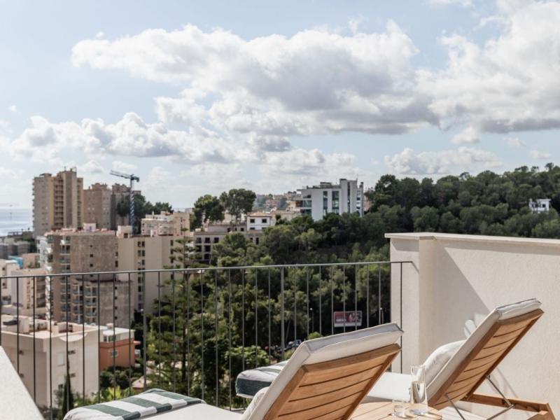 Ultra-Luxury Penthouse with Private Pool and Sea Views in Cala Major , Illes Balears , Palma 