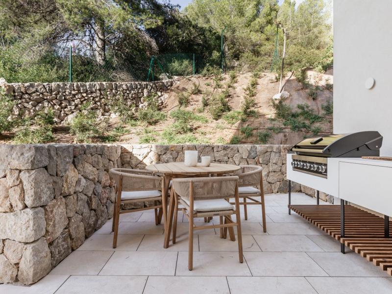 Modern Apartment with Sea Views and Private Pool in Cala Major , Illes Balears , Palma 