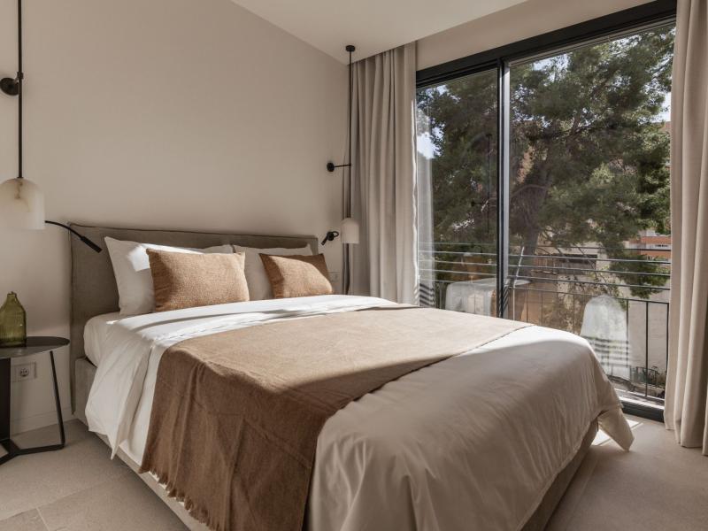 Modern Apartment with Sea Views and Private Pool in Cala Major , Illes Balears , Palma 