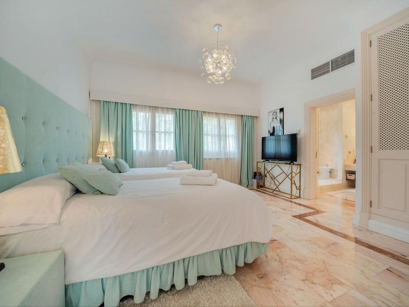 Impressive 6 Bedroom Villa for Sale in Son Vida - Palma de Mallorca , Illes Balears , Palma 