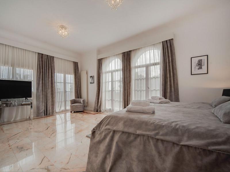 Impressive 6 Bedroom Villa for Sale in Son Vida - Palma de Mallorca , Illes Balears , Palma 