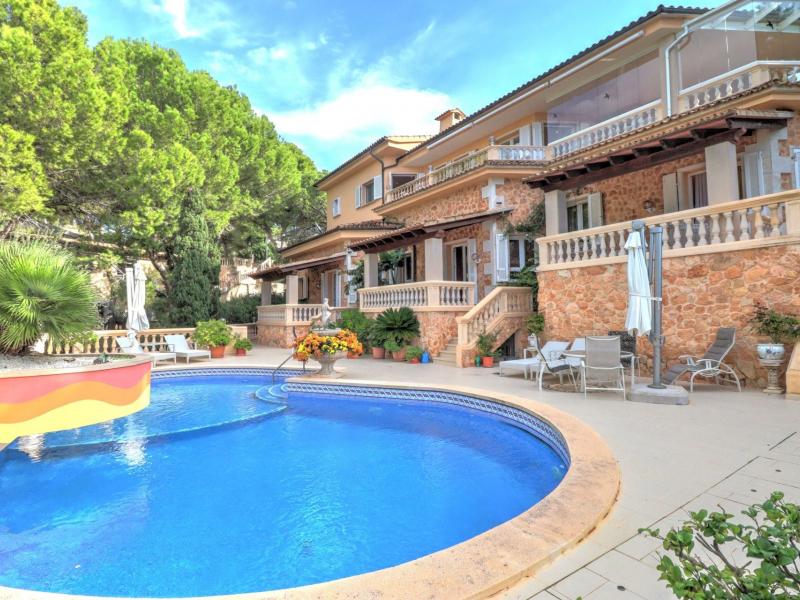 Luxury Coastal villa for sale in Costa de la Calma - Mallorca , Calvia , Illes Balears 
