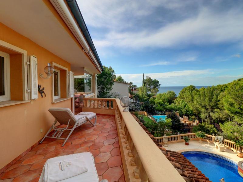 Luxury Coastal villa for sale in Costa de la Calma - Mallorca , Calvia , Illes Balears 