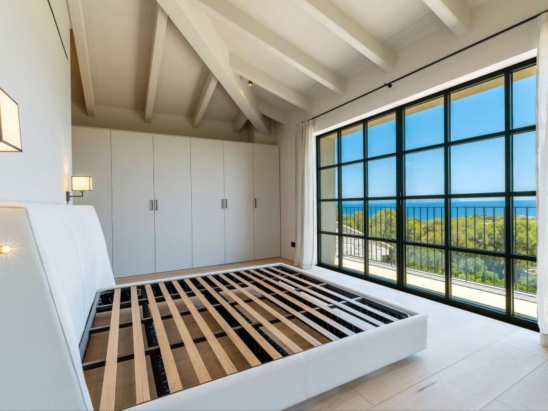 Elegant Villa for sale in Mallorca - Bendinat , Bendinat 