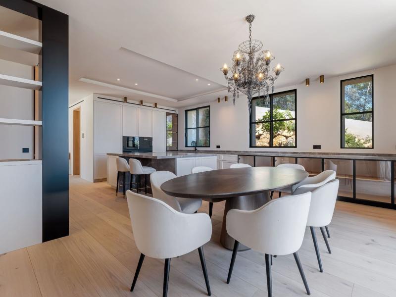 Elegant Villa for sale in Mallorca - Bendinat , Bendinat 
