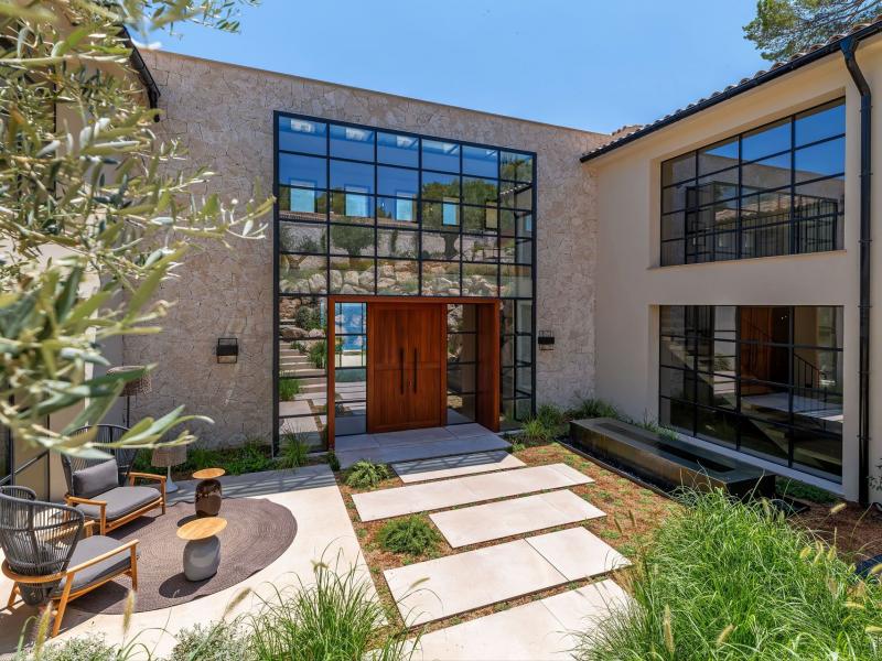 Elegant Villa for sale in Mallorca - Bendinat , Bendinat 