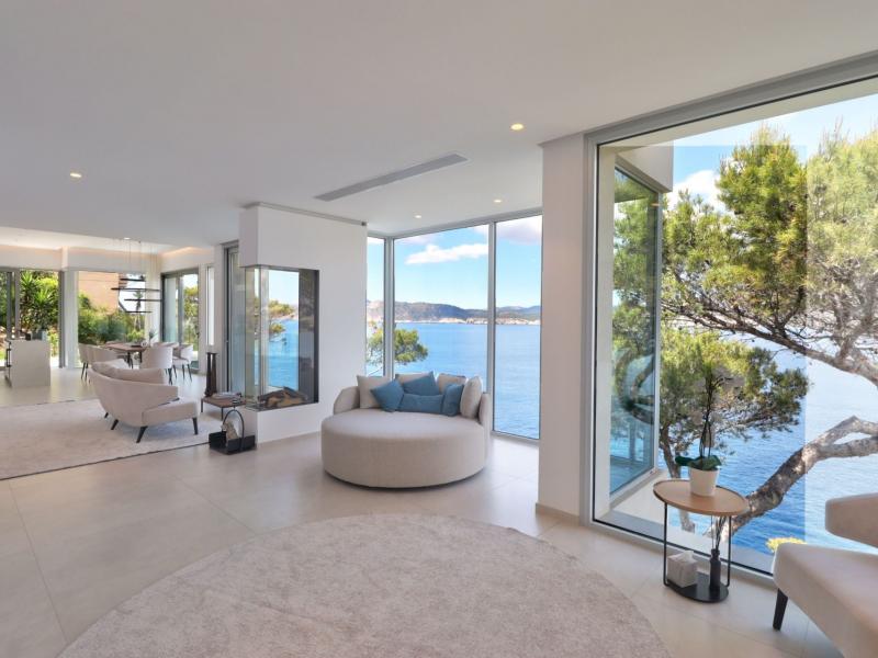 Frontline Villa for sale in Santa Ponsa - Mallorca , Illes Balears , Santa Ponca 