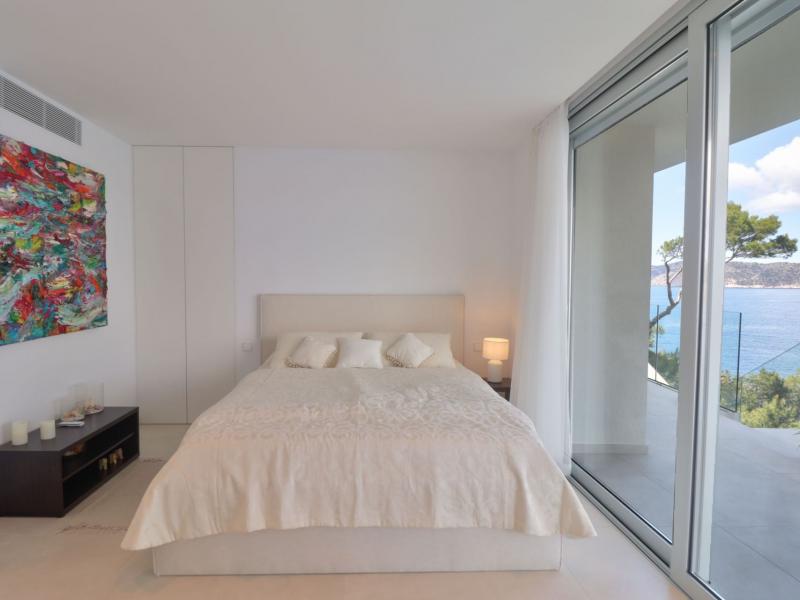 Frontline Villa for sale in Santa Ponsa - Mallorca , Illes Balears , Santa Ponca 