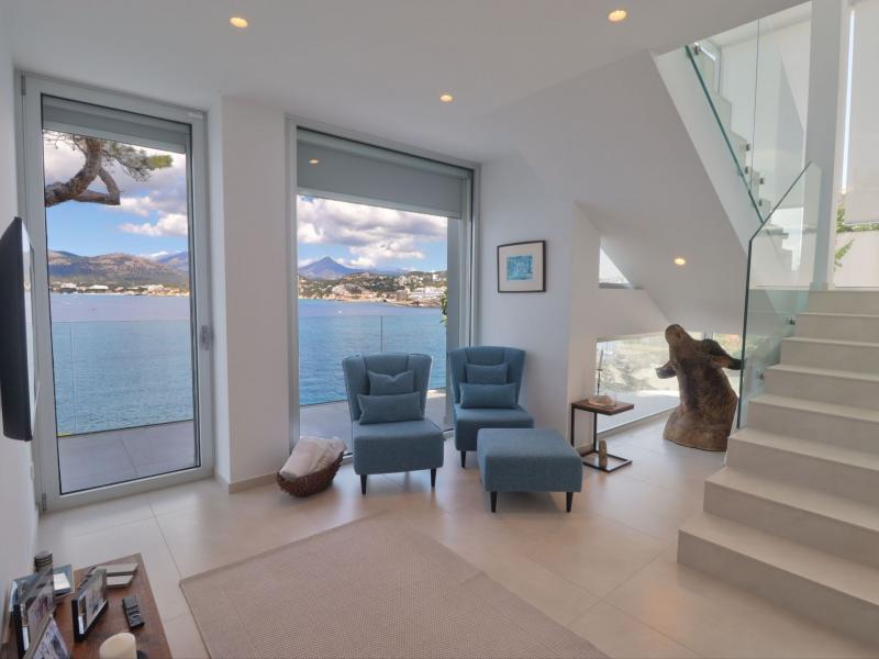 Frontline Villa for sale in Santa Ponsa - Mallorca , Illes Balears , Santa Ponca 
