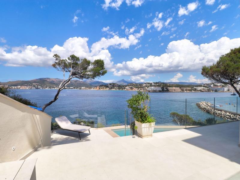 Frontline Villa for sale in Santa Ponsa - Mallorca , Illes Balears , Santa Ponca 