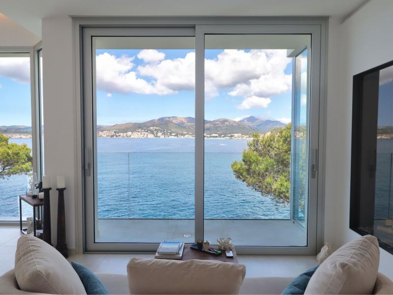 Frontline Villa for sale in Santa Ponsa - Mallorca , Illes Balears , Santa Ponca 