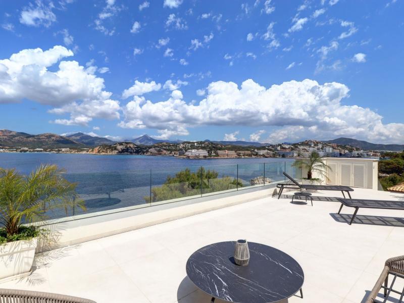 Frontline Villa for sale in Santa Ponsa - Mallorca , Illes Balears , Santa Ponca 