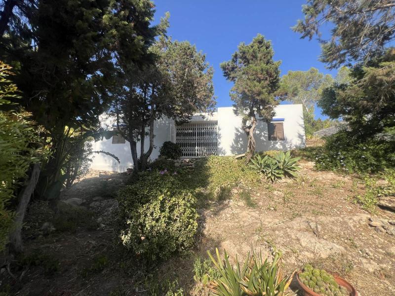 Building Plot & Renovation Opportunity for Sale in Portinatx, Ibiza , Portinatx 