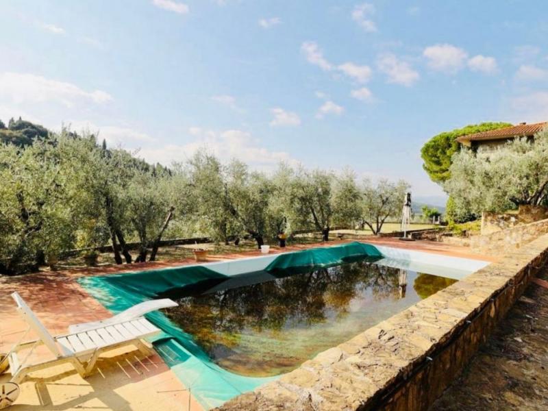 Restored Villa with Pool for Sale in Poggibonsi, Chianti, Tuscany , Tuscany 