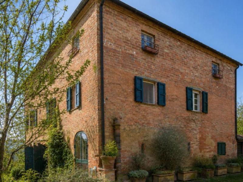 Historic Country Estate for Sale in Tuscany , Tuscany 