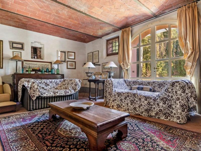 Historic Country Estate for Sale in Tuscany , Tuscany 