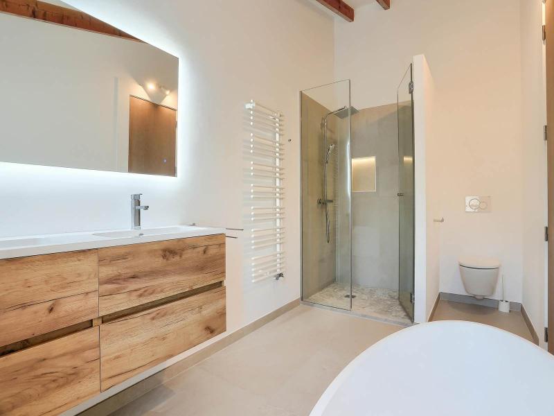 Exquisite Townhouse for Sale , Central 