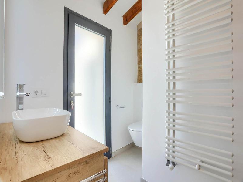 Exquisite Townhouse for Sale , Central 