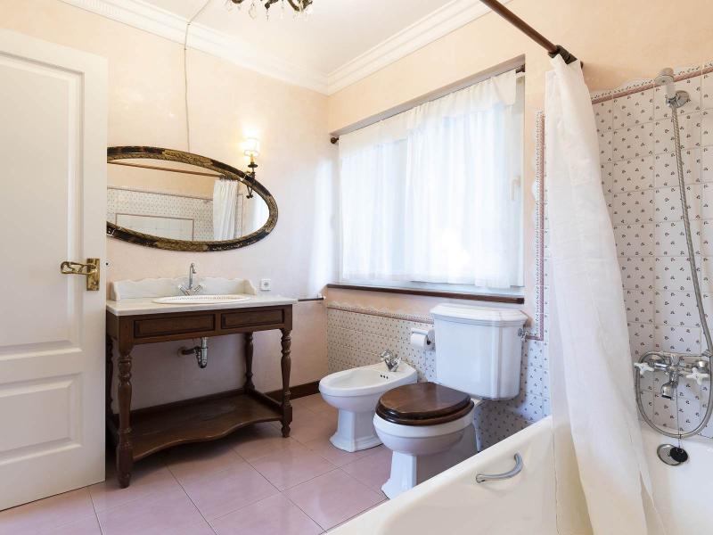 Elegant Villa for Sale in Terramar, Sitges , Sitges 