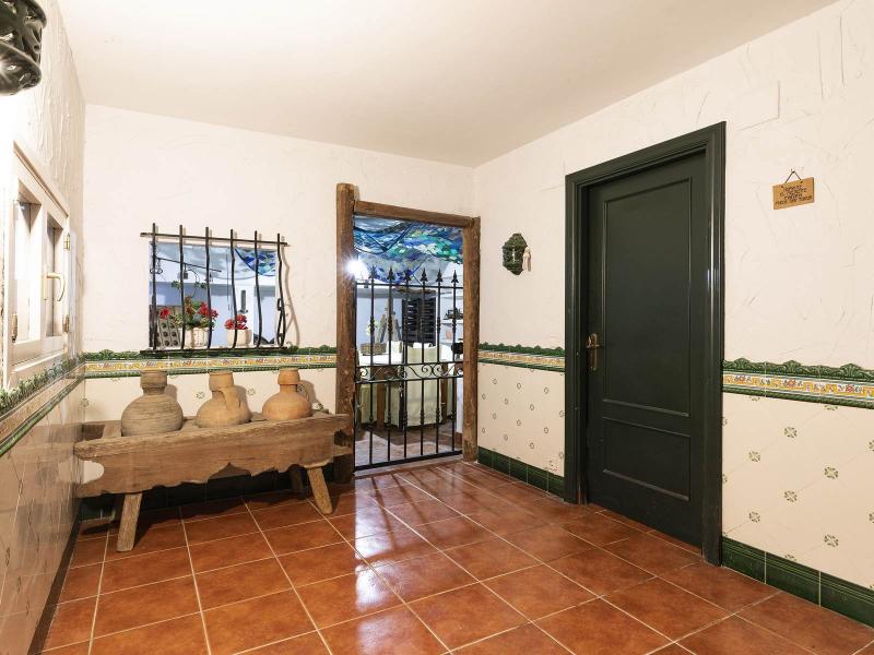 Elegant Villa for Sale in Terramar, Sitges , Sitges 