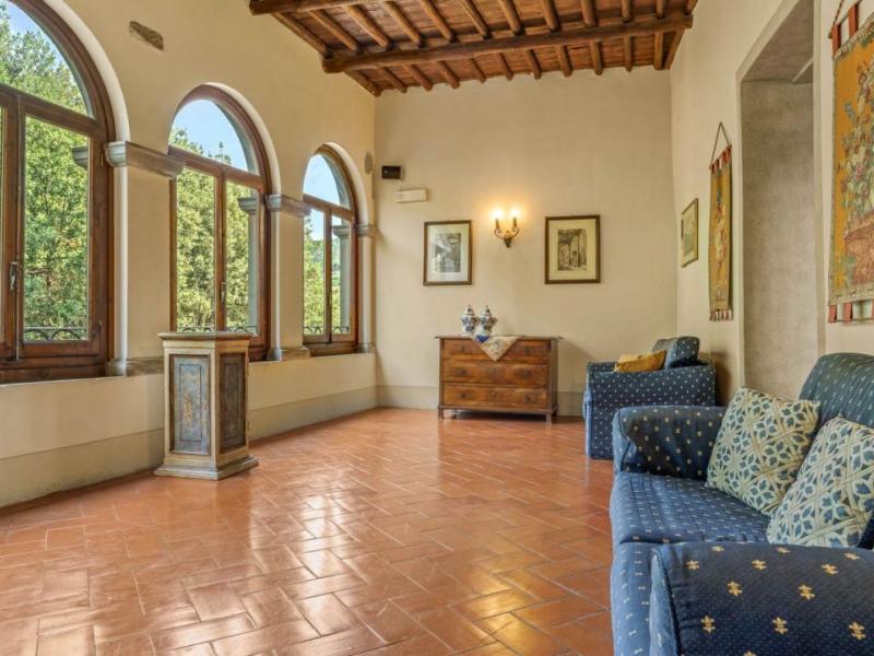 Historic Hamlet with Villa, Agriturismo, Vineyard and Church for Sale Near Arezzo, Tuscany , Tuscany 