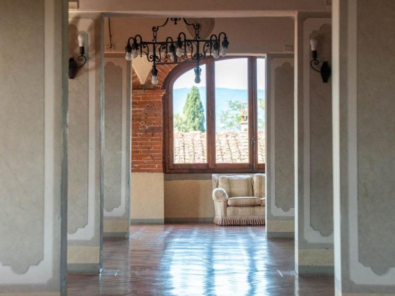 Historic Hamlet with Villa, Agriturismo, Vineyard and Church for Sale Near Arezzo, Tuscany , Tuscany 