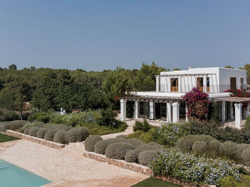 Restored Blakstad Finca for Sale in Ibiza , Santa Gertrudis 