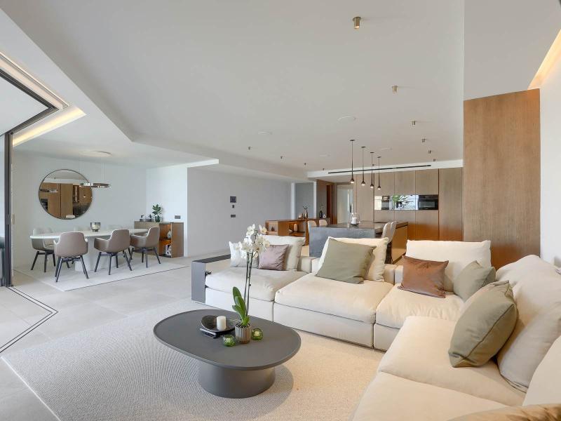 Luxury Seafront Apartment for Sale in Portixol Palma , 