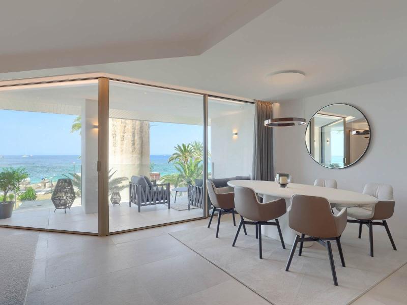 Luxury Seafront Apartment for Sale in Portixol Palma , 