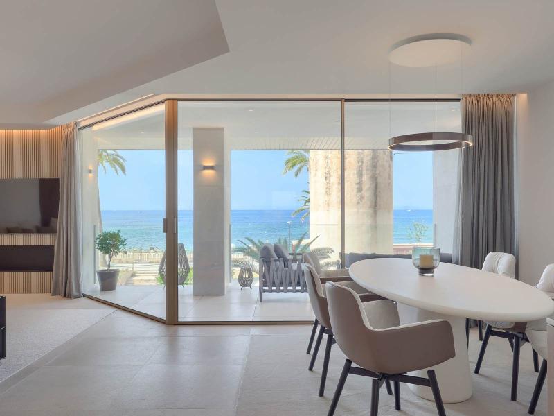 Luxury Seafront Apartment for Sale in Portixol Palma , 