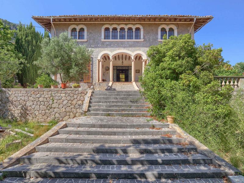 Villa for Sale in Valldemossa, Mallorca , Valldemossa 