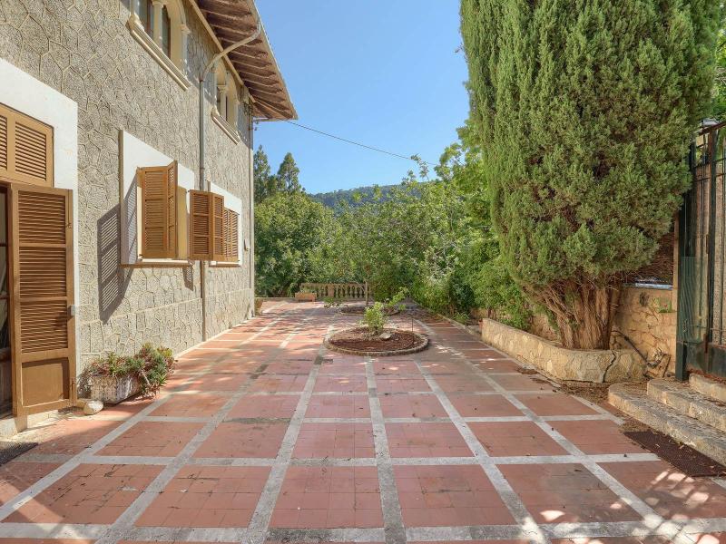 Villa for Sale in Valldemossa, Mallorca , Valldemossa 