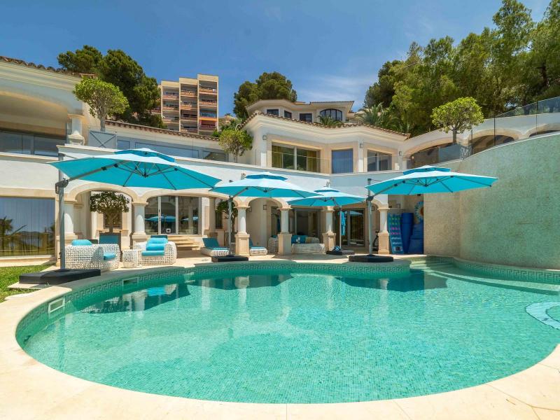 Luxury Beachfront Villa for Sale in Costa de la Calma, Mallorca , Calvia 
