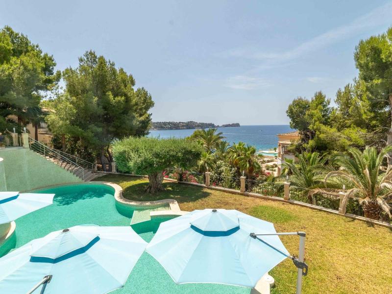 Luxury Beachfront Villa for Sale in Costa de la Calma, Mallorca , Calvia 