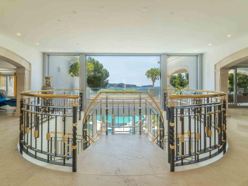 Luxury Beachfront Villa for Sale in Costa de la Calma, Mallorca , Calvia 