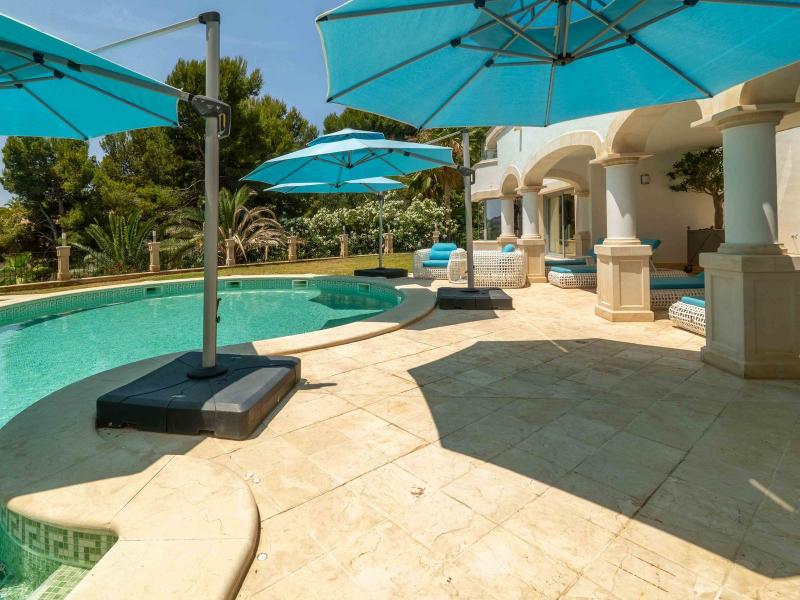 Luxury Beachfront Villa for Sale in Costa de la Calma, Mallorca , Calvia 