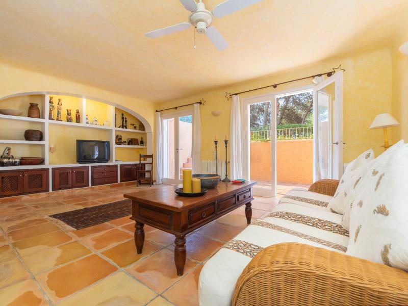 Charming Single-Level Ibiza Home Surrounded by Nature , Sant Josep de sa Talaia, 