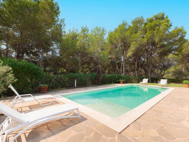 Charming Single-Level Ibiza Home Surrounded by Nature , Sant Josep de sa Talaia, 