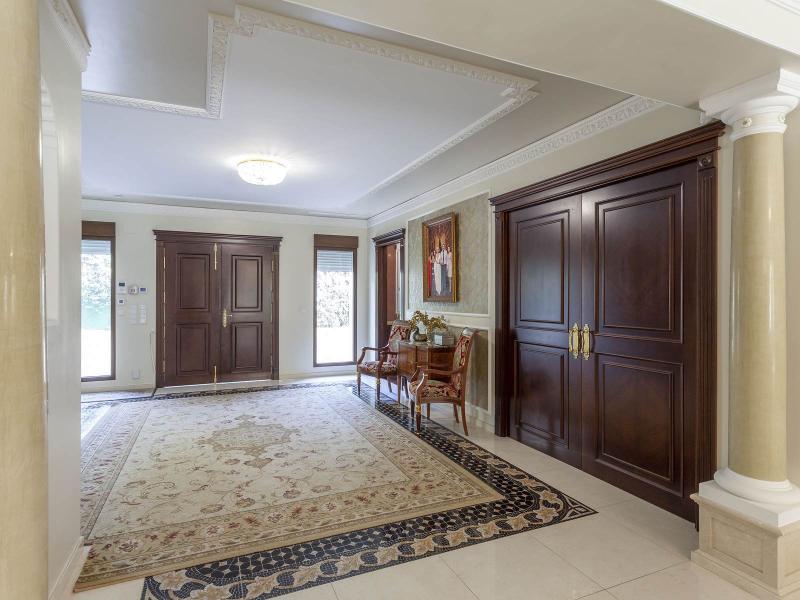 Exceptional Seven-Bedroom Villa , Valencia 