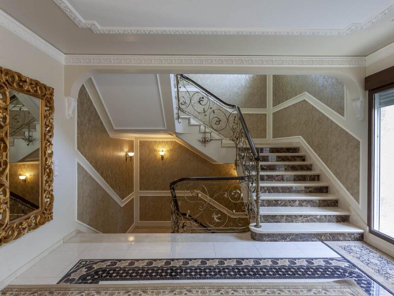 Exceptional Seven-Bedroom Villa , Valencia 