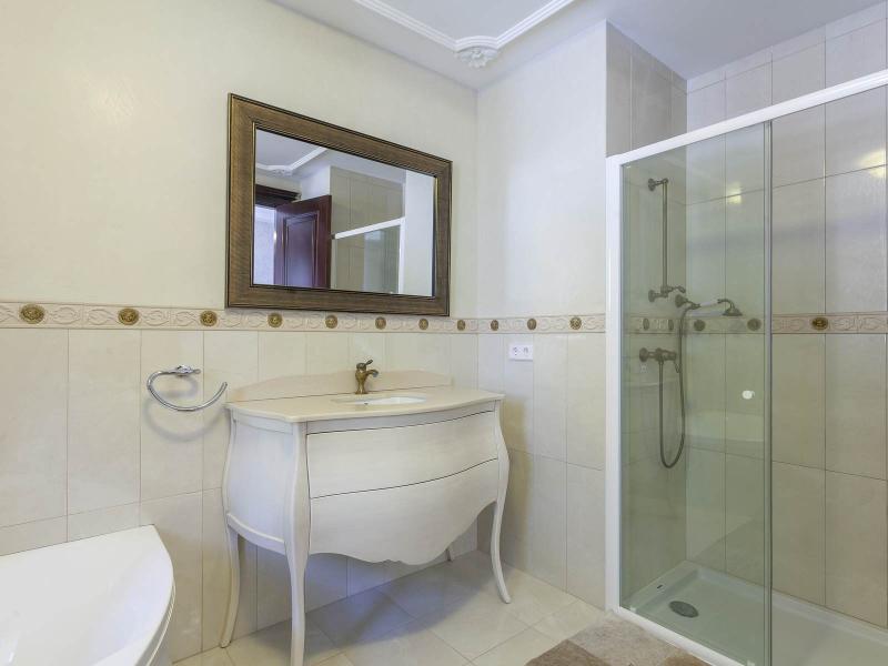 Exceptional Seven-Bedroom Villa , Valencia 